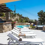 Dimilia Villa
