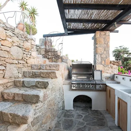 Dimilia Villa Plintri