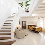 Villa Dimilia *